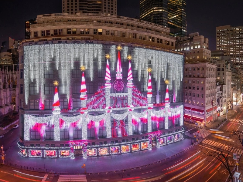 Saks Fifth Avenue's iconic holiday light show returns